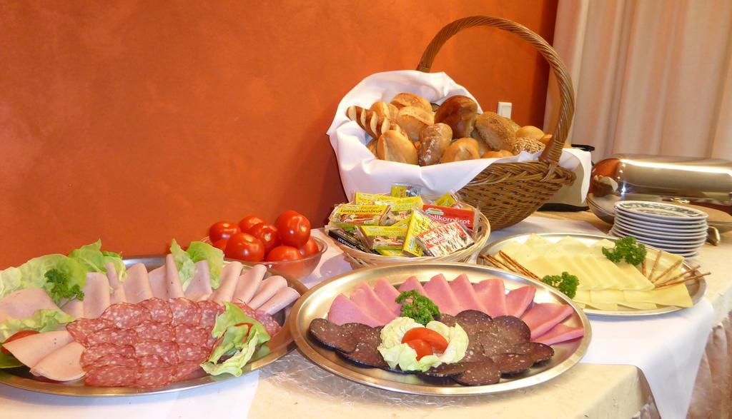 Hotel Haus Rameil Lennestadt Esterno foto